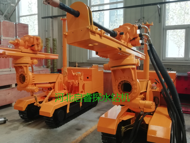 啟睿氣動(dòng)履帶式鉆機(jī)